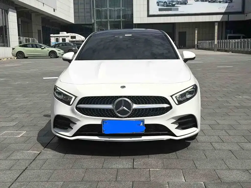 Mercedes-Benz A-Class — фото 9