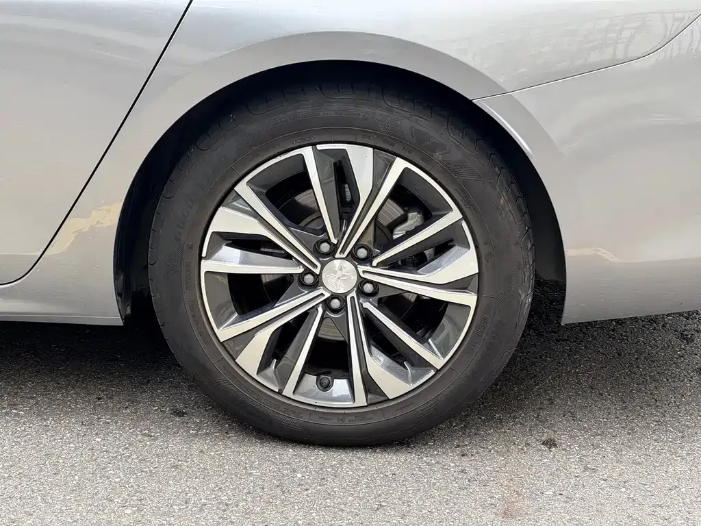 Peugeot 508 — фото 8