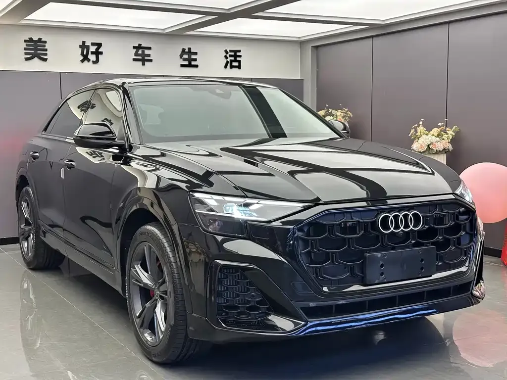 Audi Q8 — фото 3