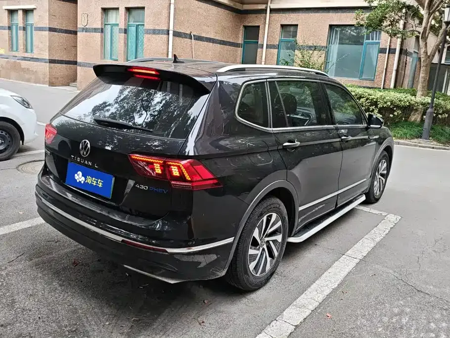 Volkswagen Tiguan L PHEV — фото 9