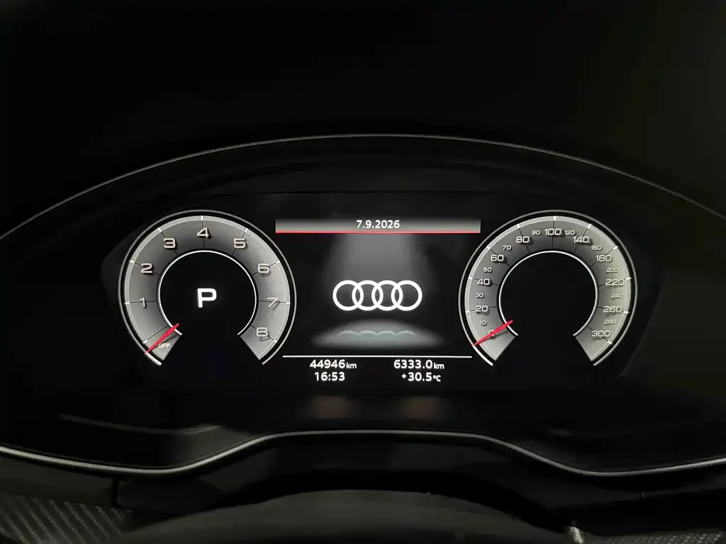 Audi Q5L — фото 2