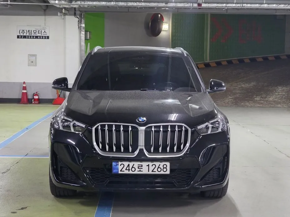 BMW X1 — фото 1