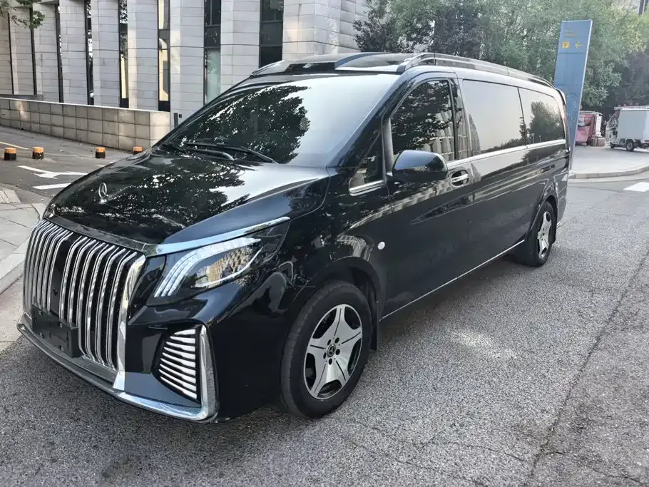 Mercedes-Benz Vito — фото 1