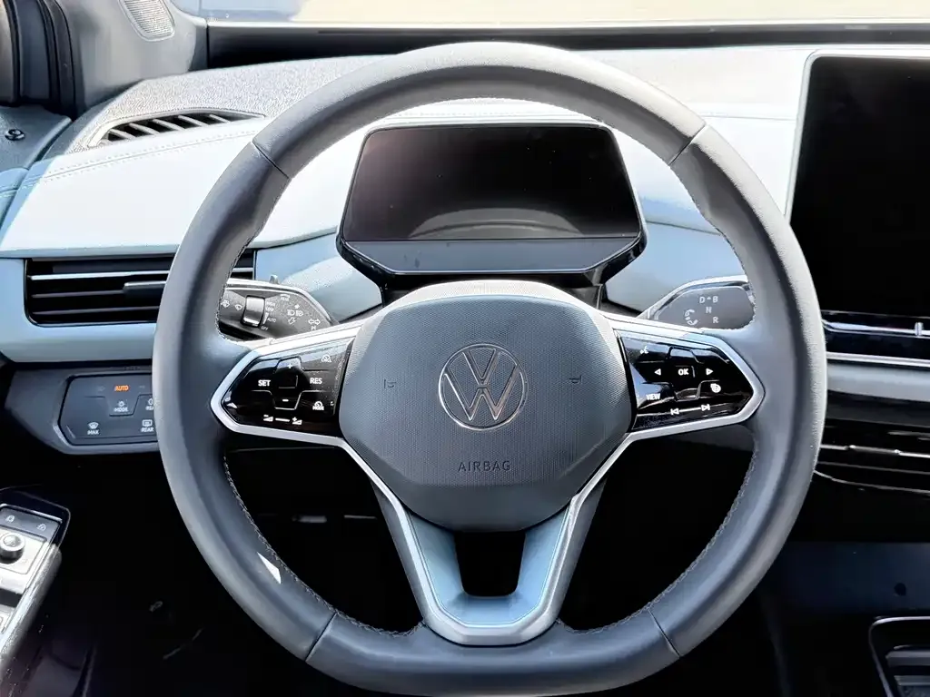 Volkswagen ID.4 X — фото 3
