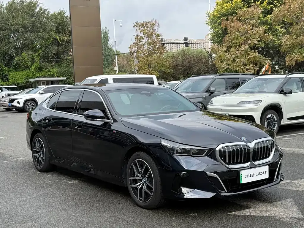 BMW i5 — фото 6