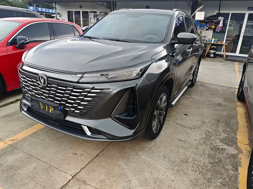 Changan CS75 PLUS — фото 1