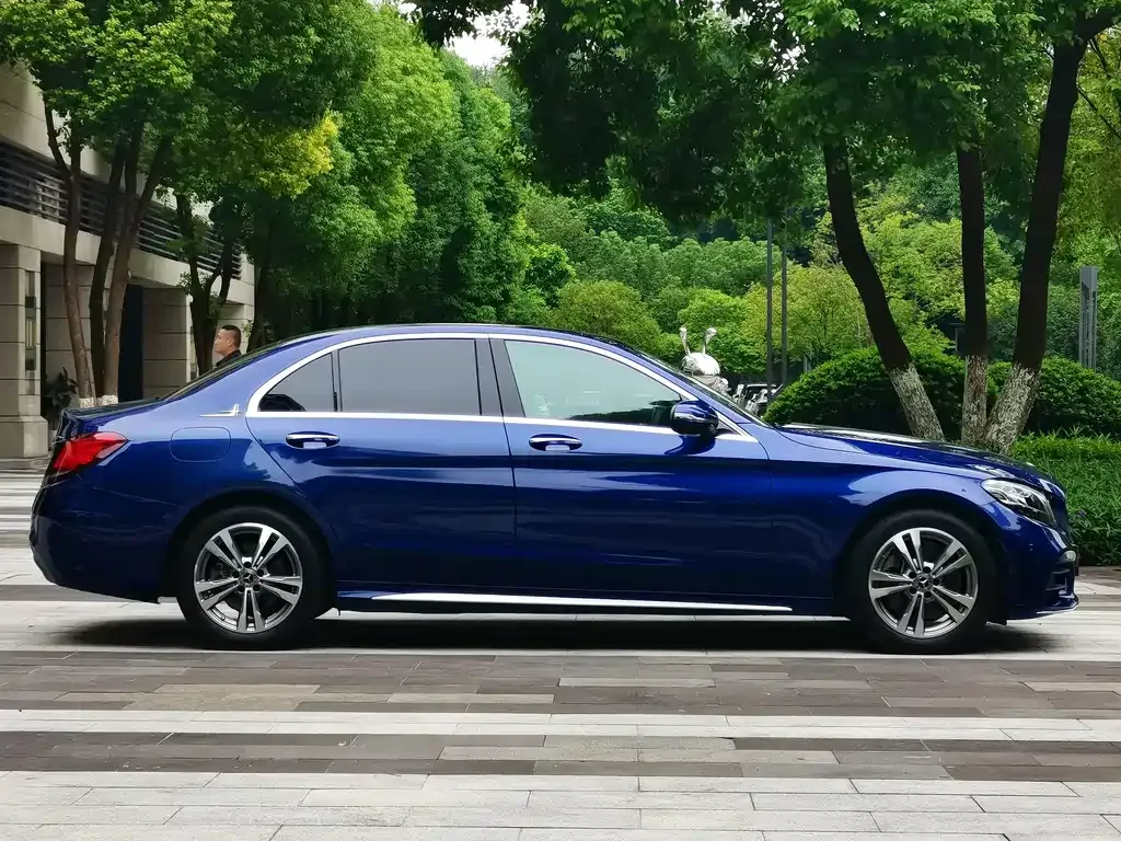 Mercedes-Benz C-Class — фото 10