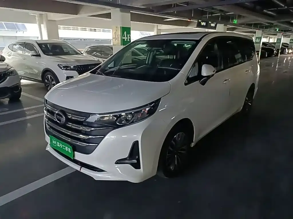 GAC Motor Trumpchi M6 — фото 1