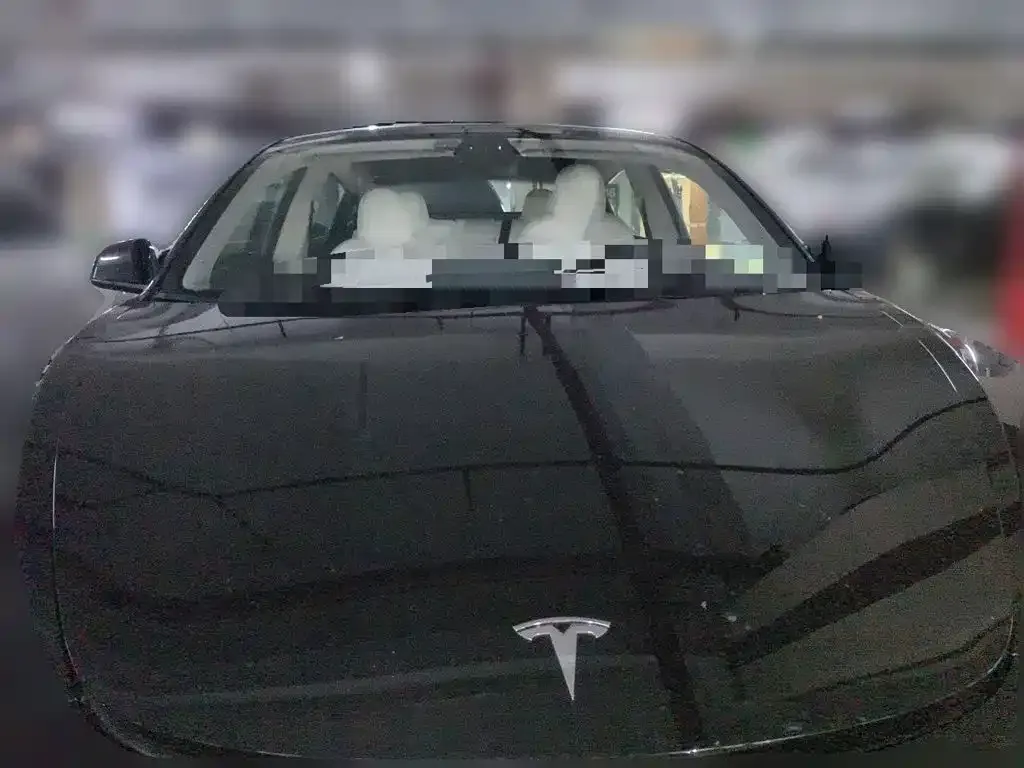 Tesla Model 3 — фото 8