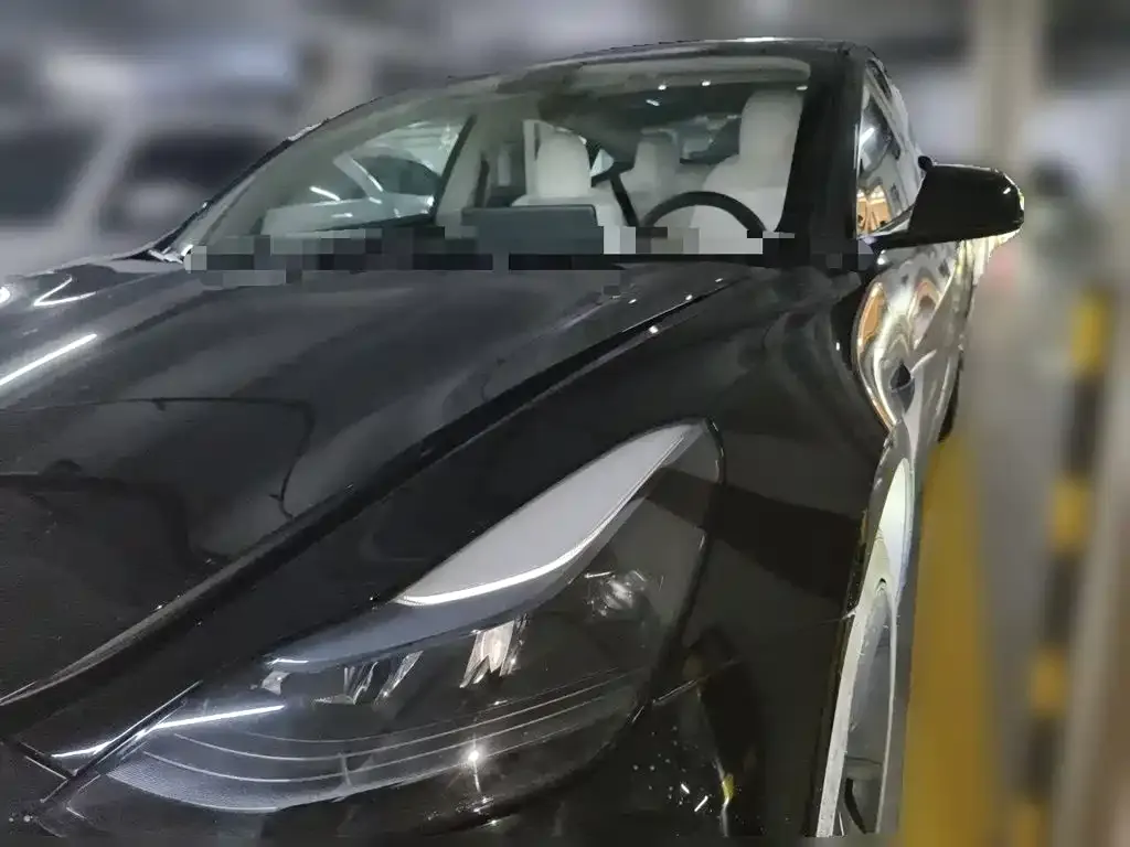 Tesla Model 3 — фото 10