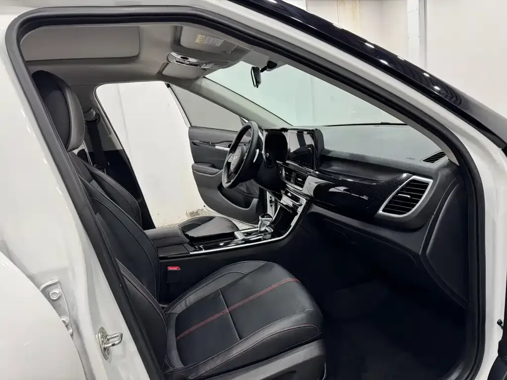 Kia KX3 — фото 2