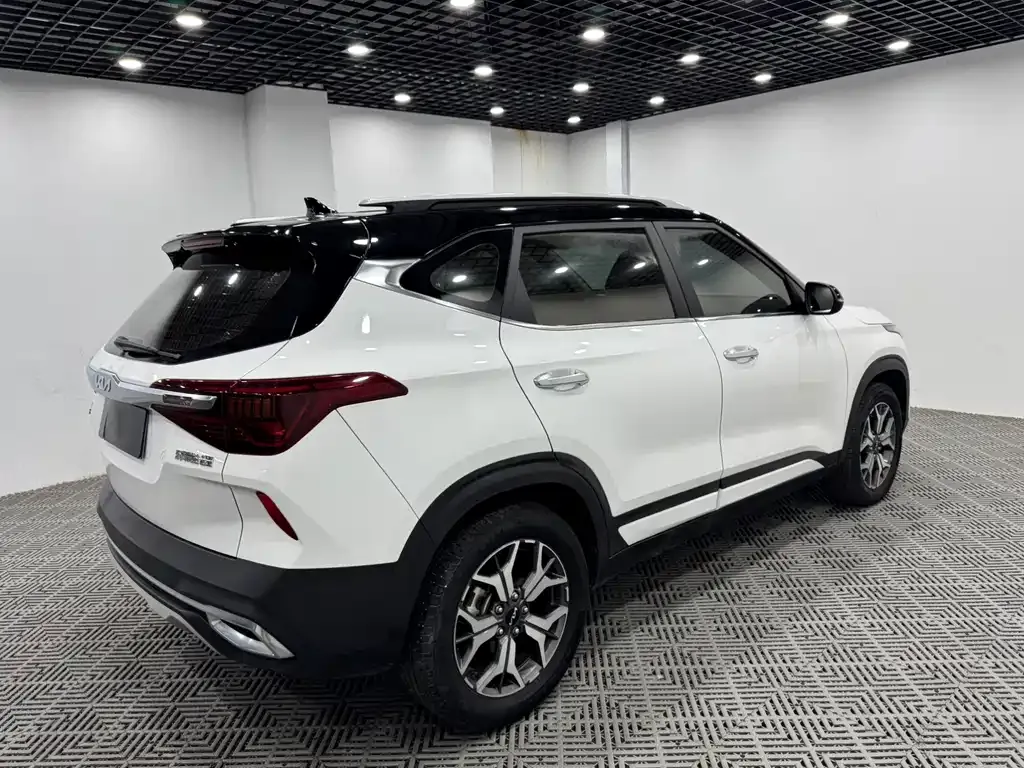Kia KX3 — фото 9