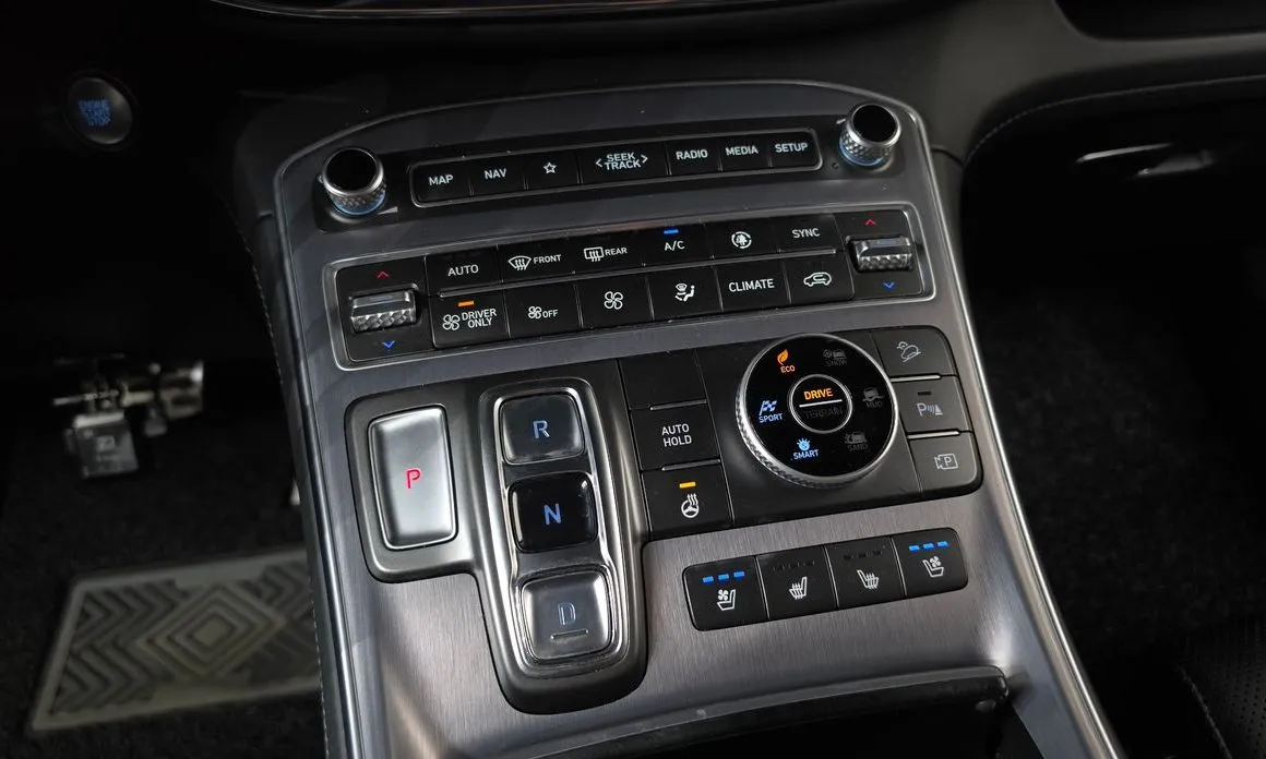 Hyundai Santafe — фото 8