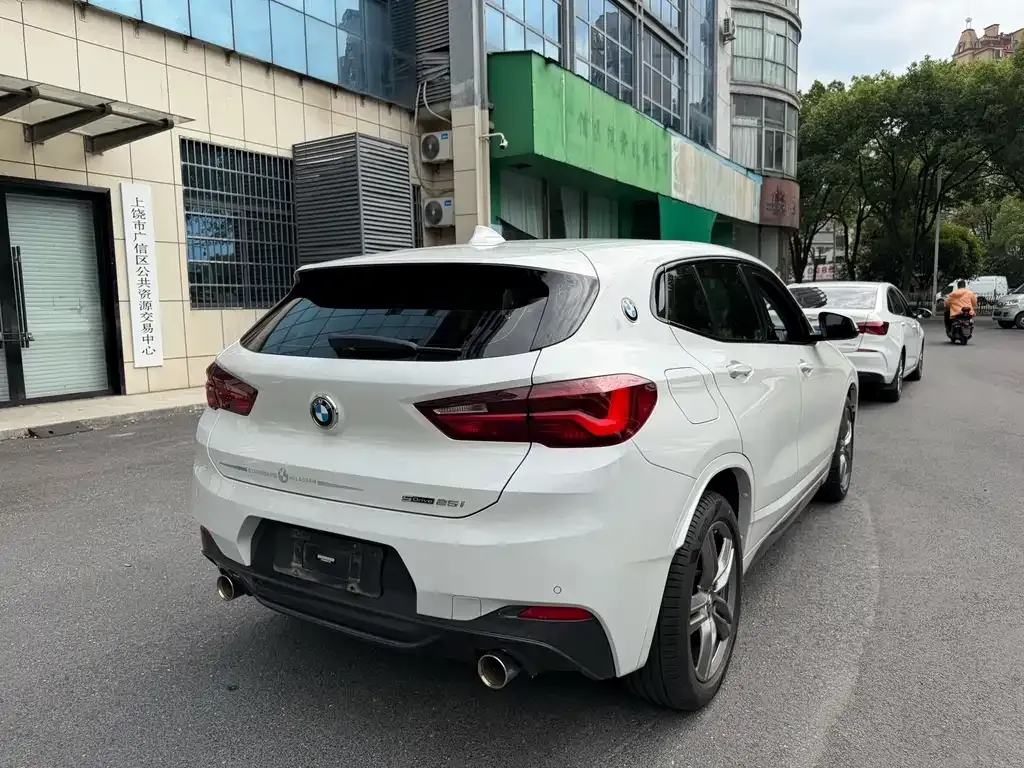 BMW X2 — фото 2