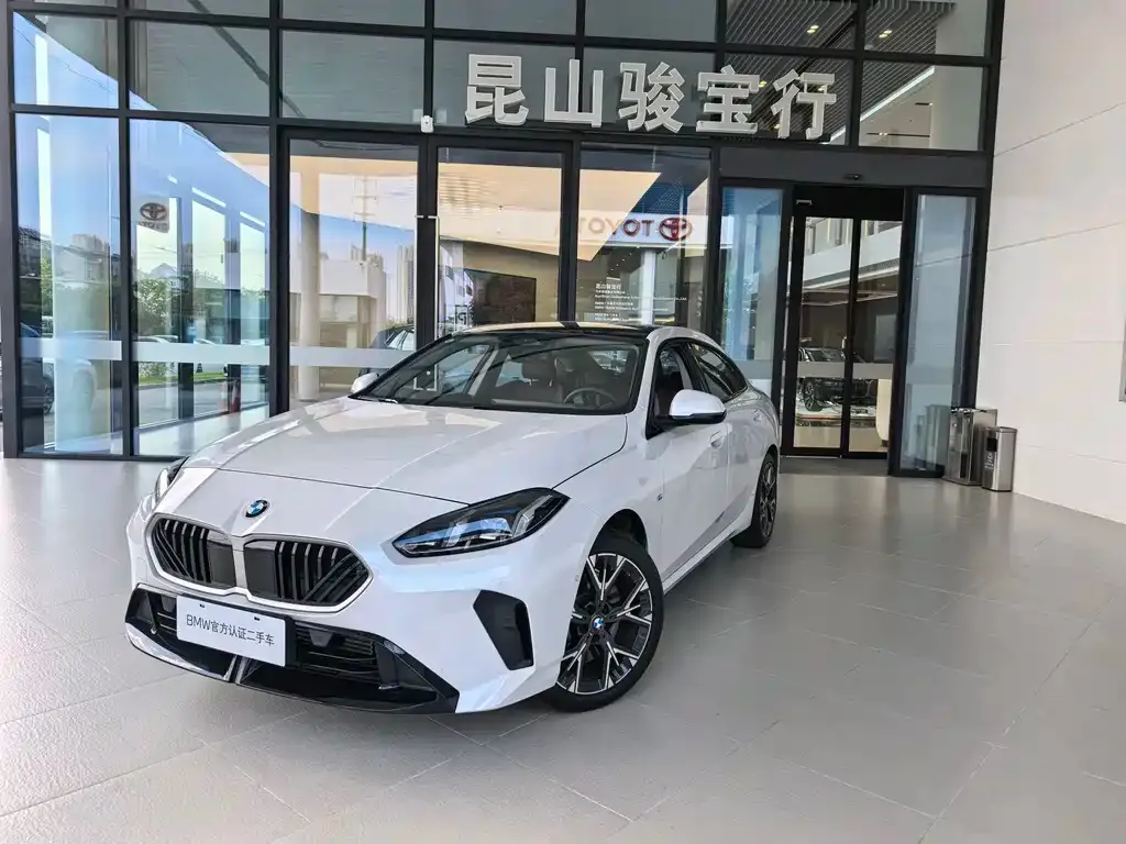 BMW 2 Series — фото 1