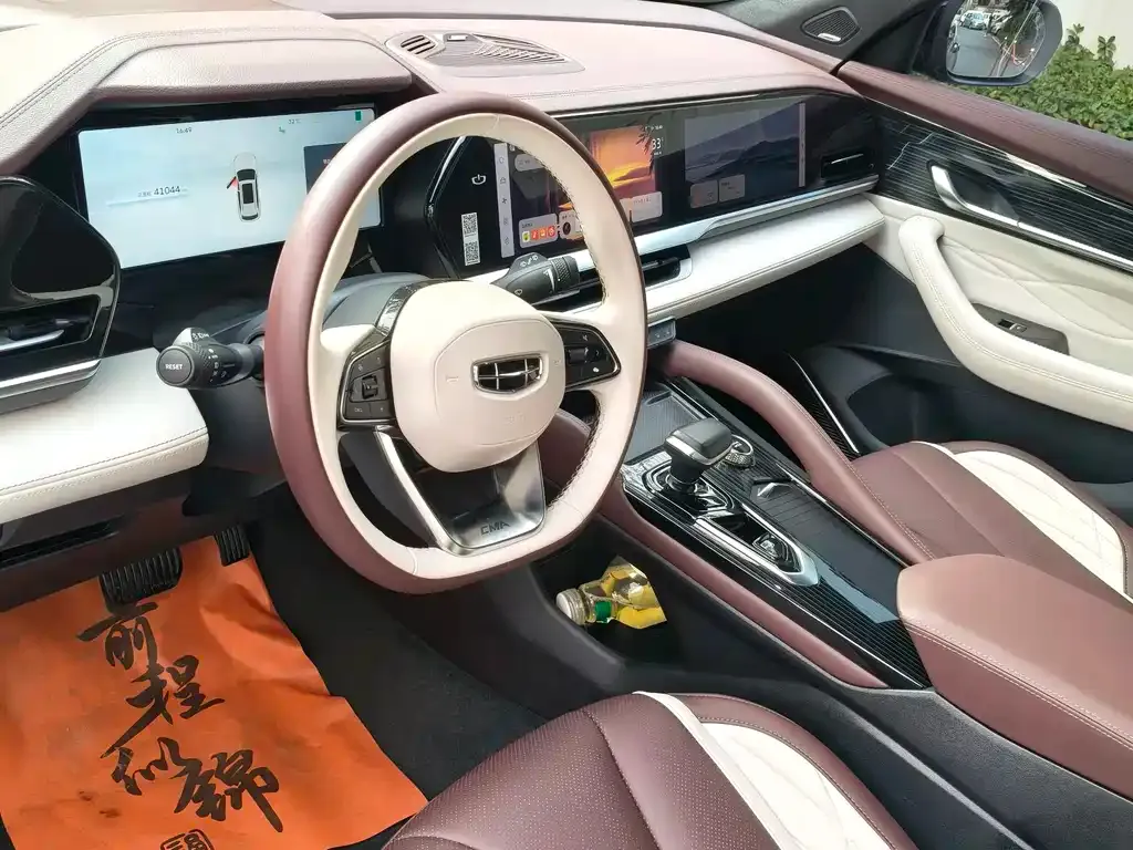 Geely Xingyue L — фото 2