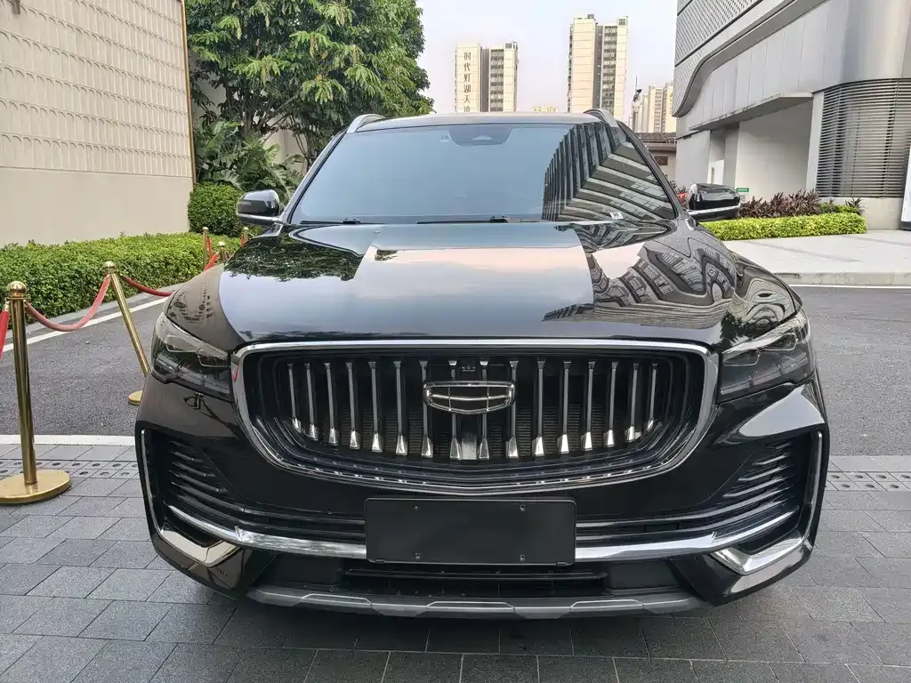 Geely Xingyue L — фото 9