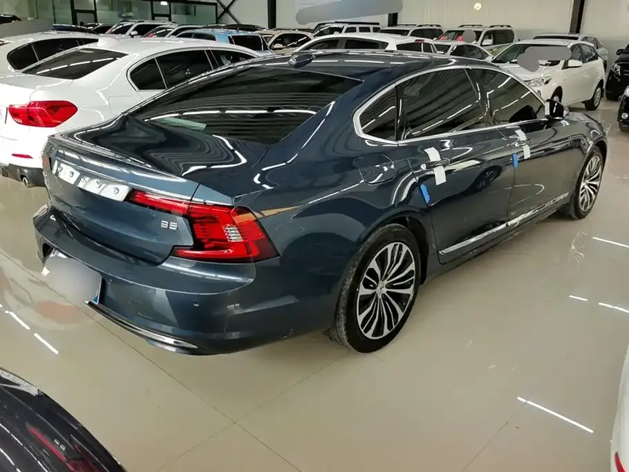 Volvo S90 — фото 7