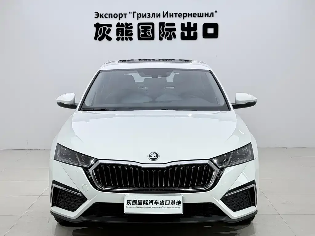 Skoda Octavia — фото 4