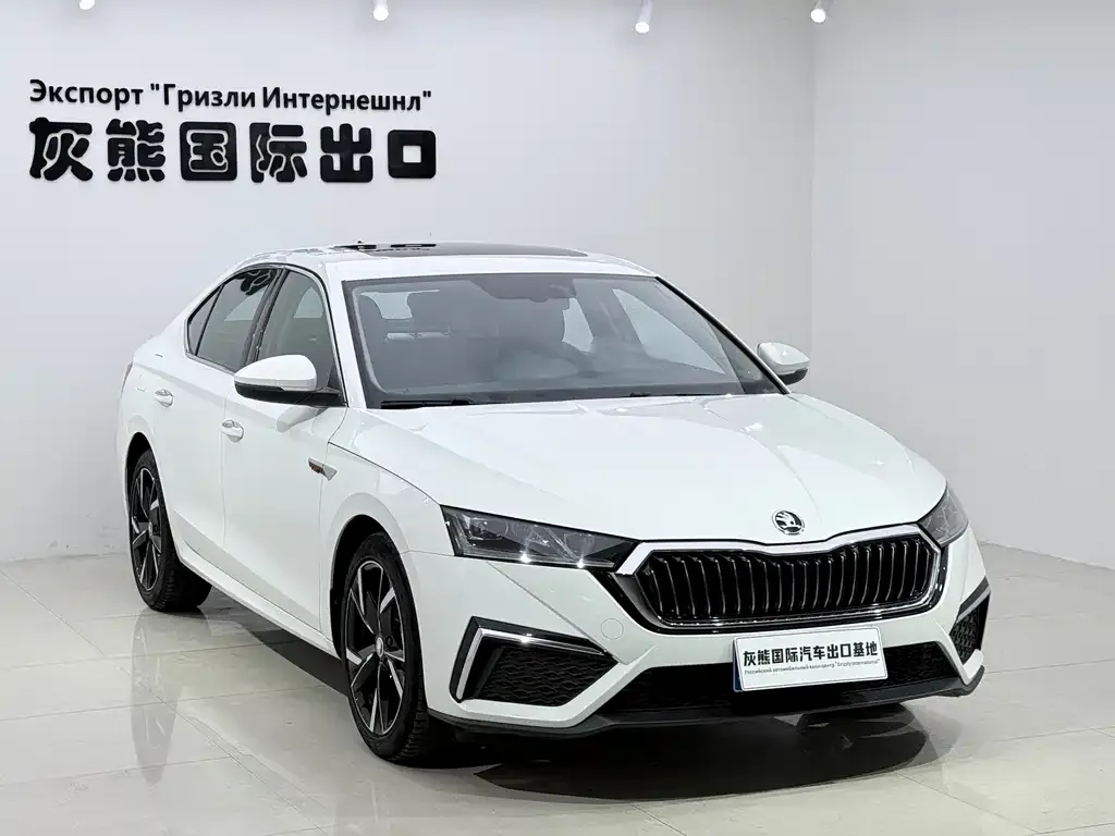 Skoda Octavia — фото 3