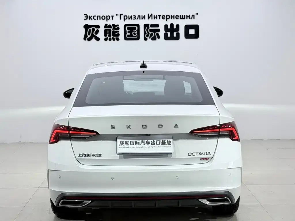 Skoda Octavia — фото 5