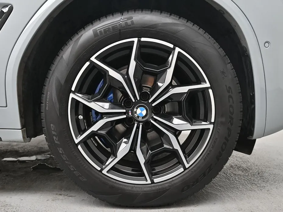 BMW X4 — фото 4