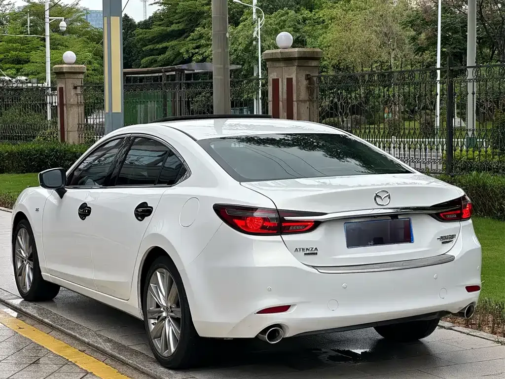 Mazda Atenza — фото 10