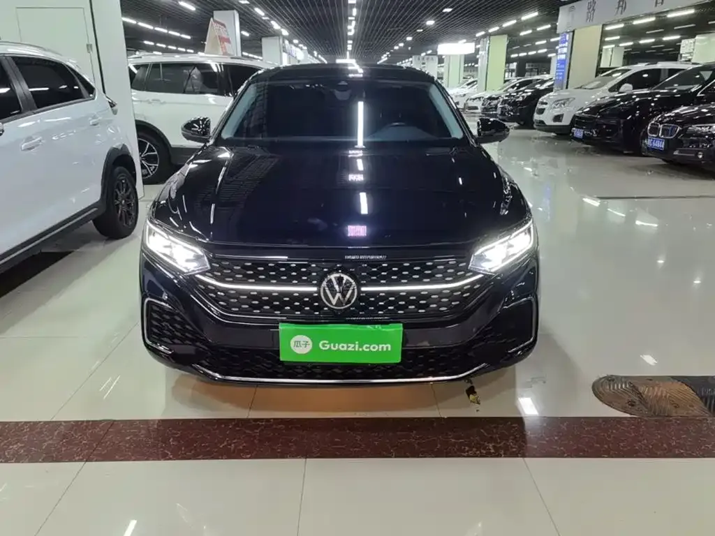 Volkswagen Passat — фото 3