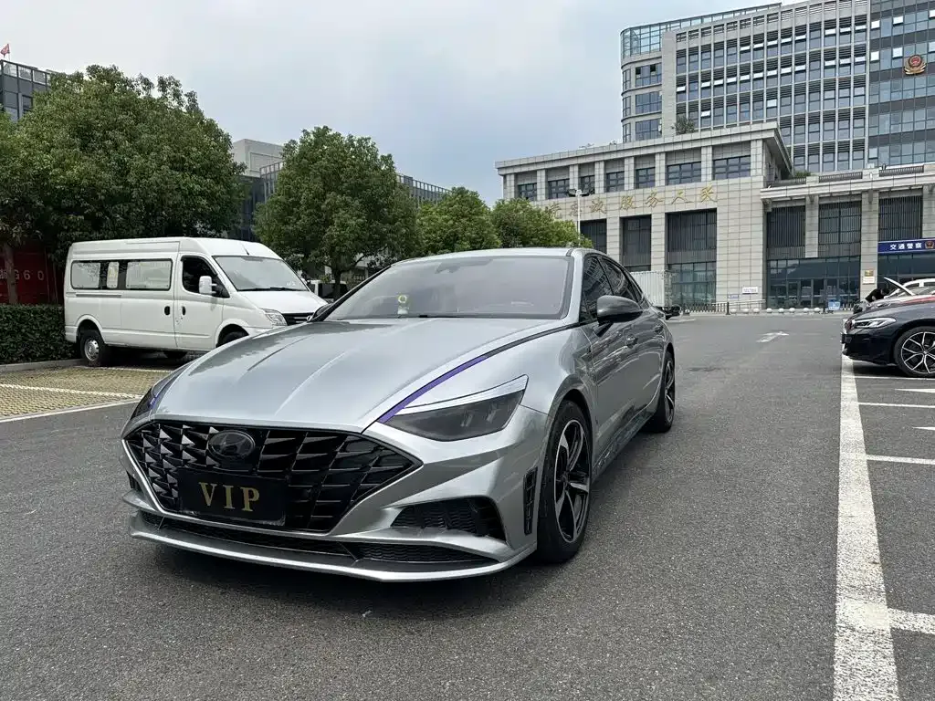 Hyundai Sonata — фото 9
