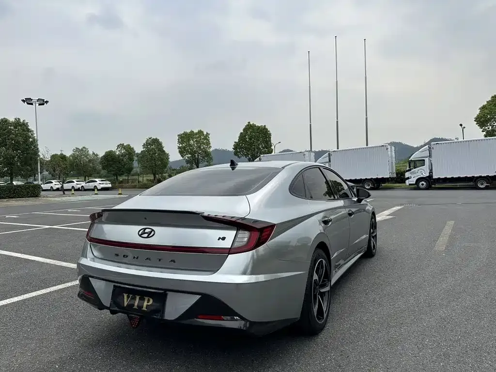 Hyundai Sonata — фото 4