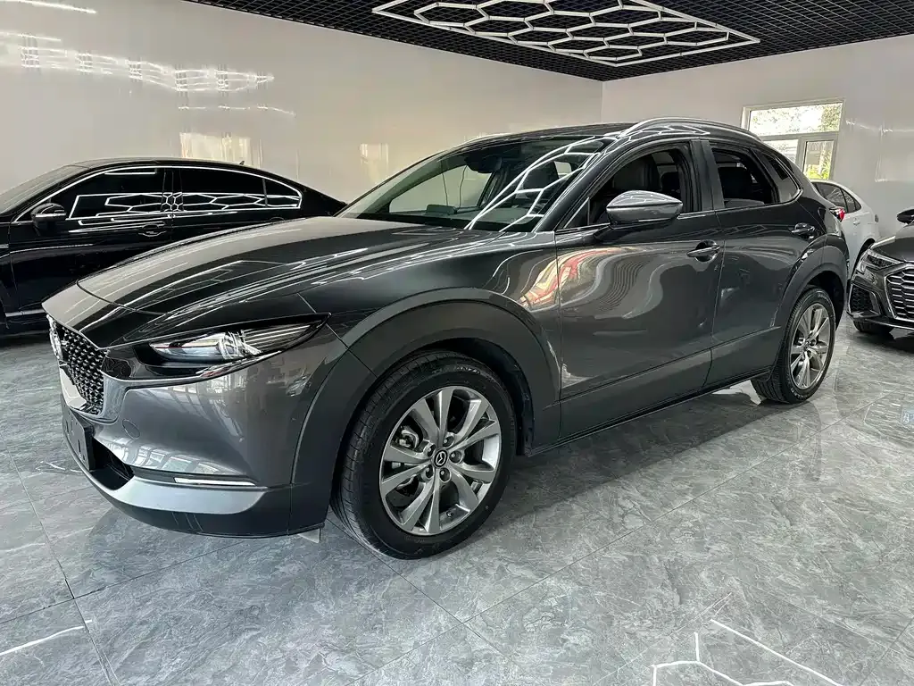 Mazda CX-30 — фото 4