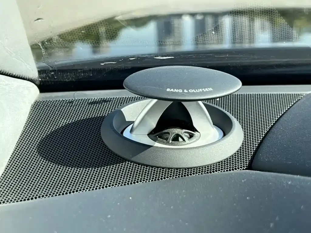 Audi S8 — фото 6