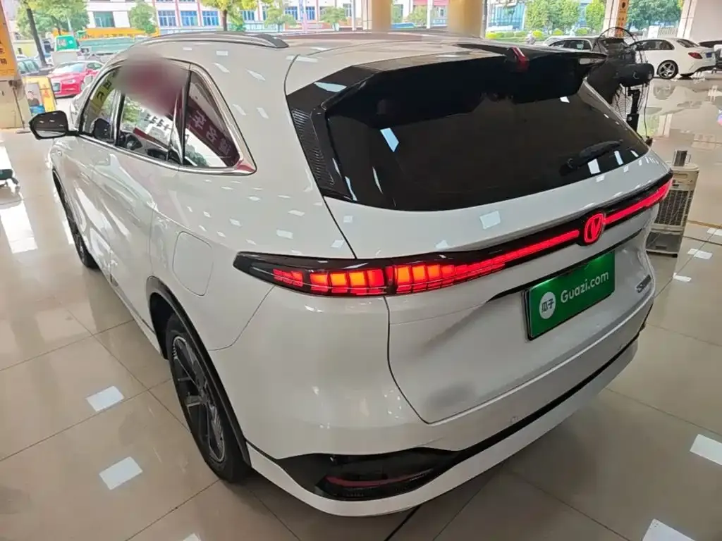 Changan CS75 PLUS — фото 4