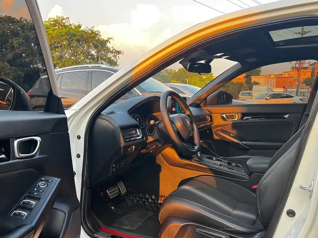 Honda Civic — фото 2