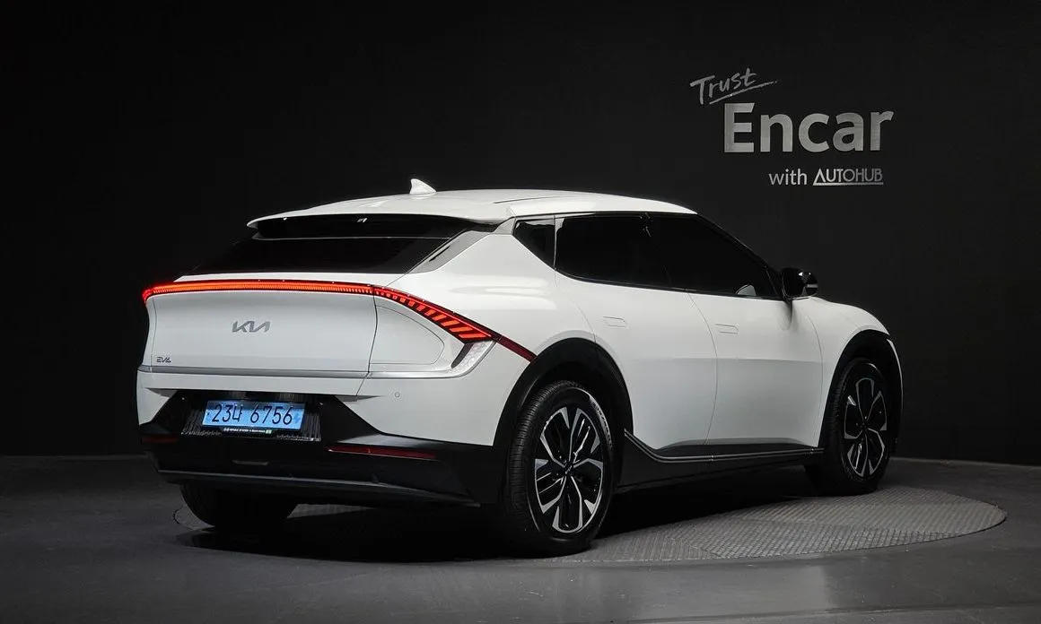 Kia EV6 — фото 4