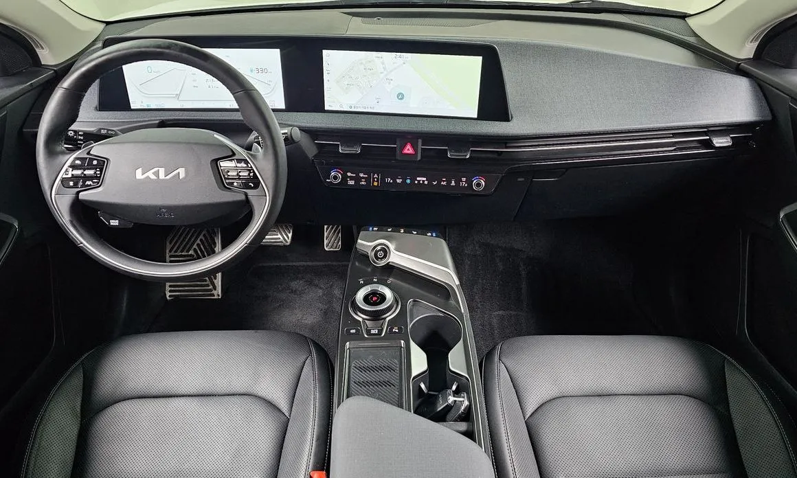 Kia EV6 — фото 9