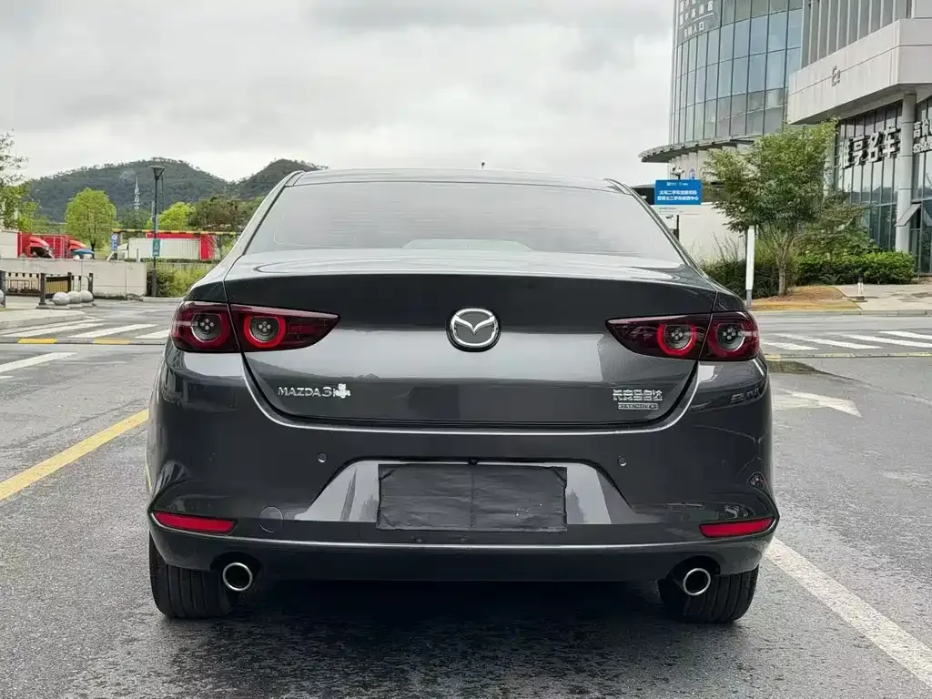 Mazda 3 Axela — фото 4