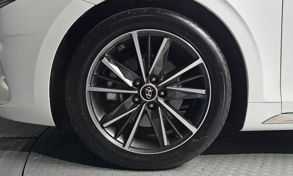 Hyundai Grandeur — фото 10