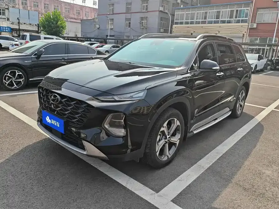 Hyundai Santa Fe — фото 1