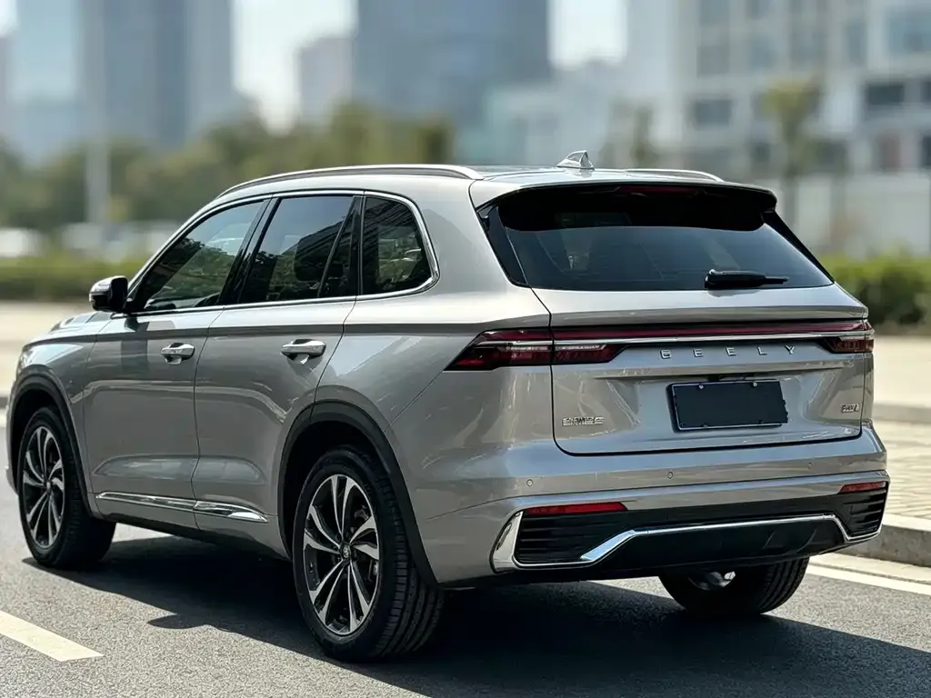 Geely Xingyue L — фото 4
