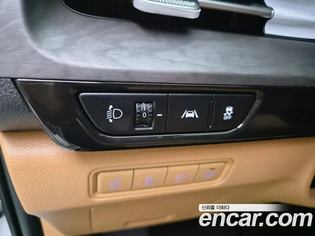 Kia Carnival — фото 3