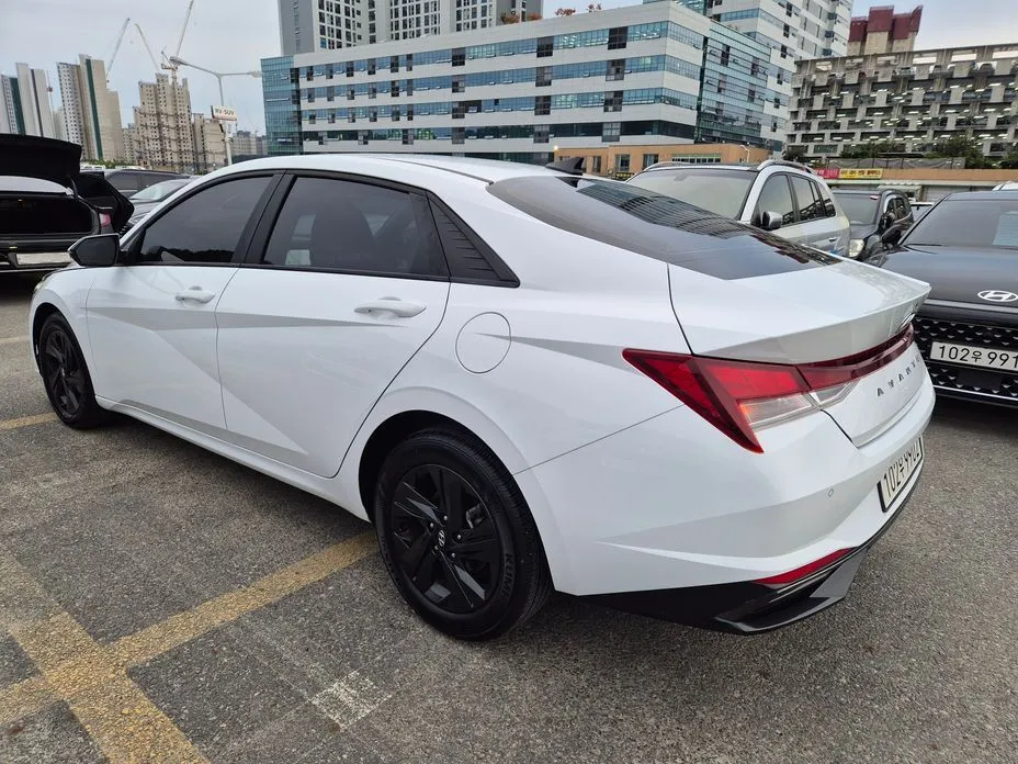 Hyundai AVANTE — фото 6