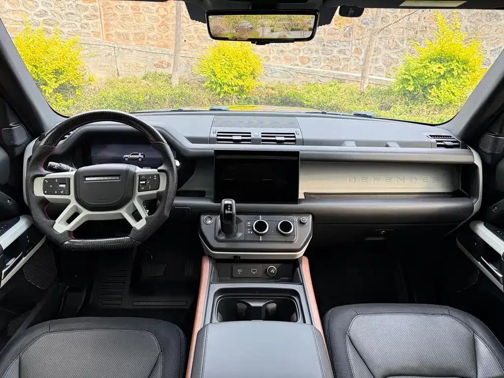 Land Rover Defender — фото 9
