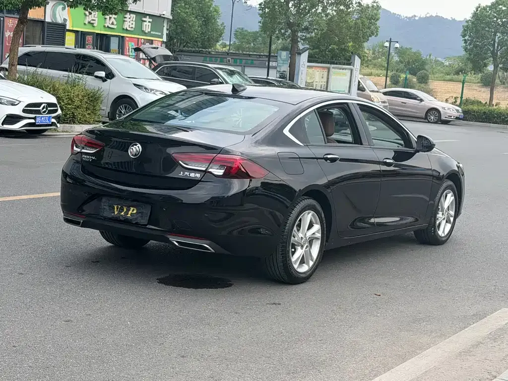 Buick Regal — фото 5