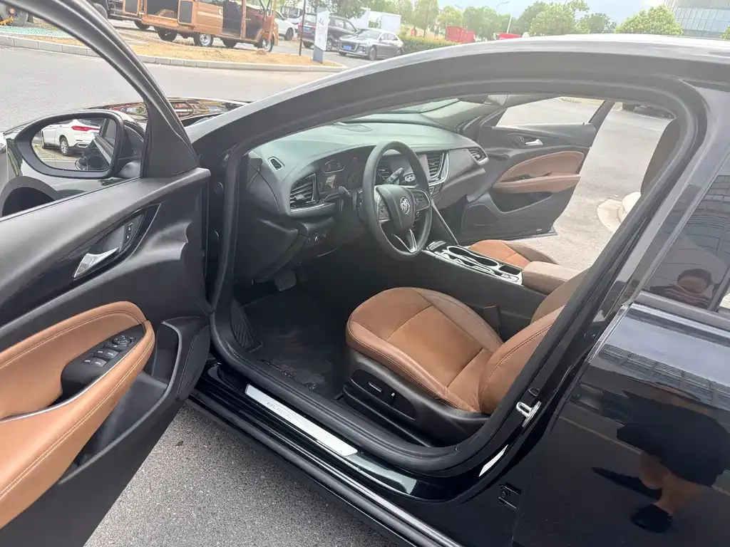 Buick Regal — фото 10