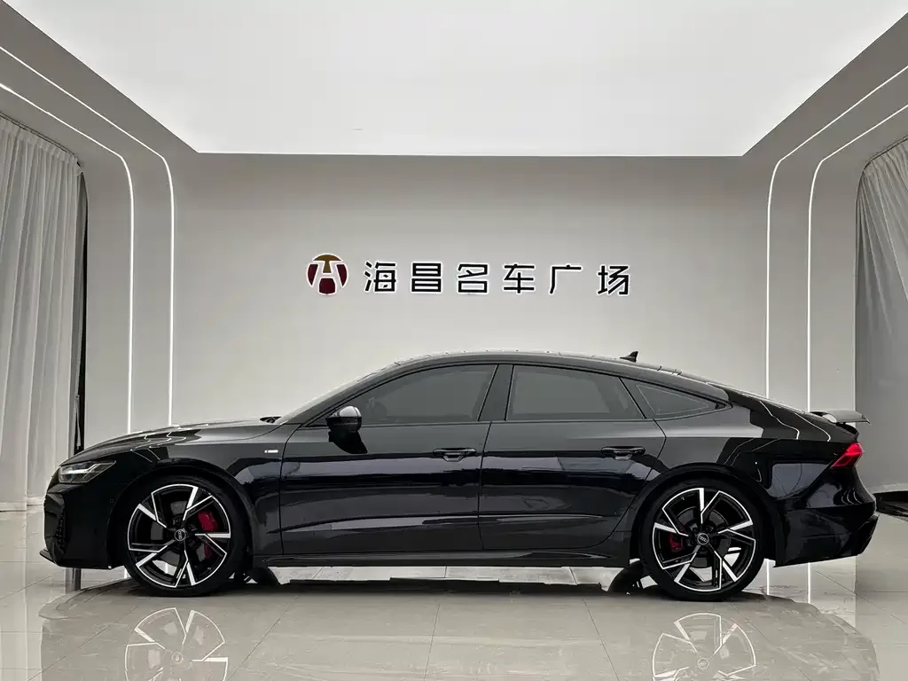 Audi A7 — фото 10