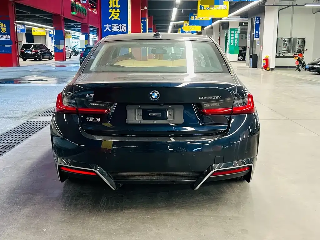 BMW i3 — фото 9