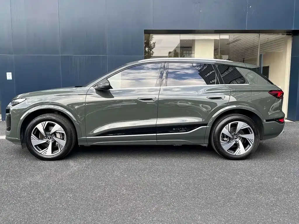 Audi Q6L e-tron — фото 10