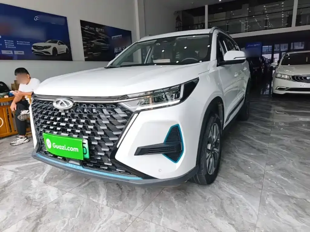 Chery Tiggo 8 PRO NEV — фото 6