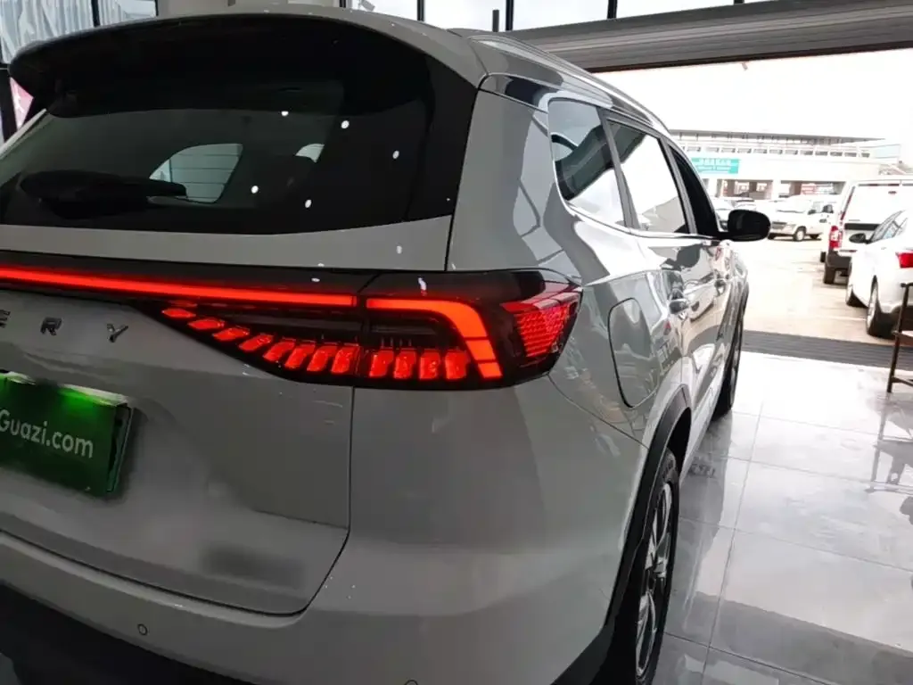 Chery Tiggo 8 PRO NEV — фото 7